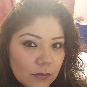 Meet your Posher, Alma